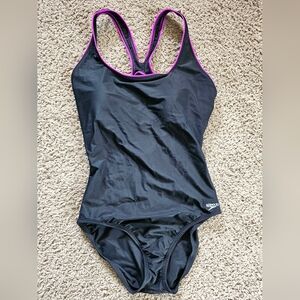 Womens one piece speedo swimsuit size 14